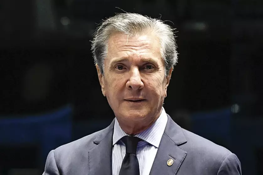 STF condena Collor por corrupção passiva e lavagem de dinheiro; falta definir pena